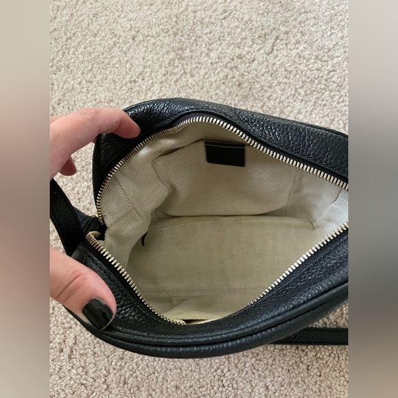 Gucci Soho Disco Crossbody - Picture 14 of 16